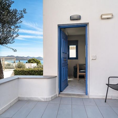 Porto Galini Seaside Resort&Spa Nikiana Exterior foto A typical room at the hotel