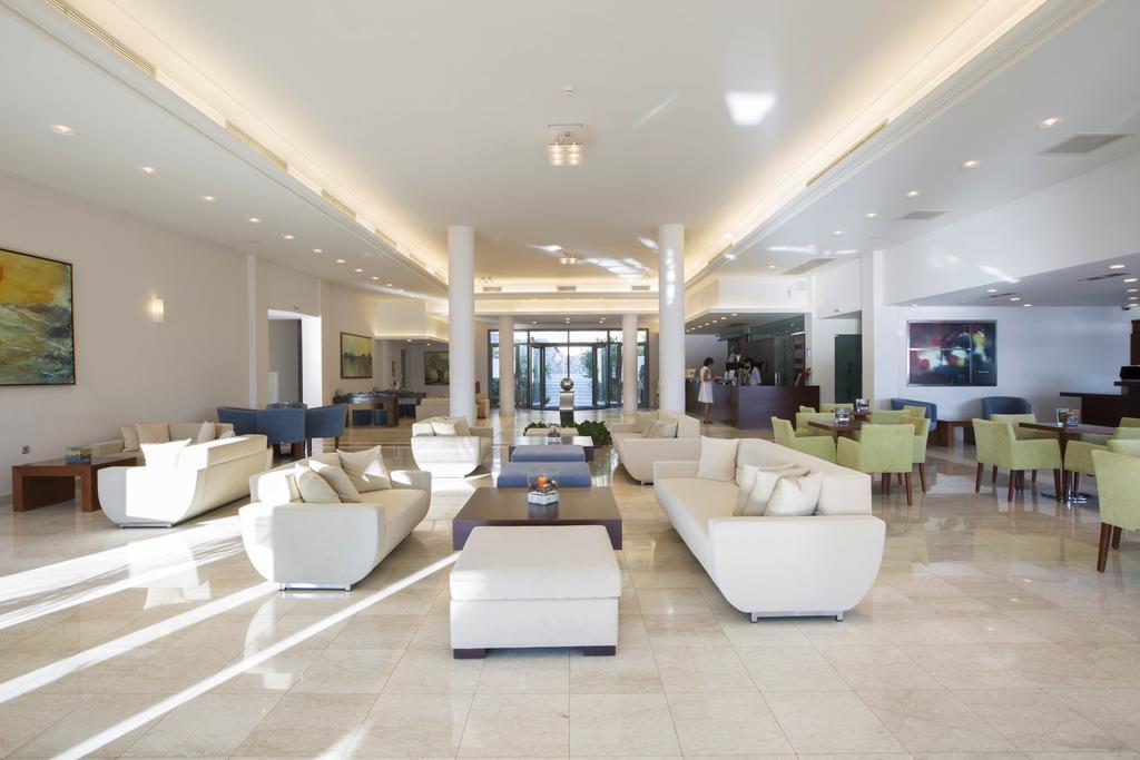 Porto Galini Seaside Resort&Spa Nikiana Exterior foto Lobby